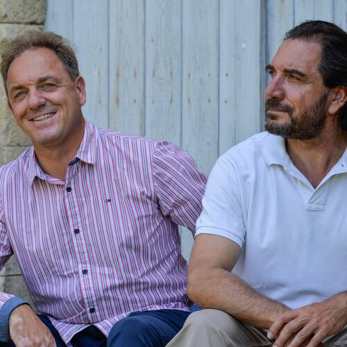 Portrait de Martin et Mathieu Béraud pour illustrer la production de vins des Côtes de Gascogne.