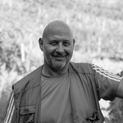 Photo d'Henri Valloton pour illustrer la production des vins du Valais situé à Fully.